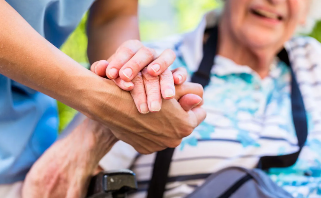 Providing Compassionate Care: Accredited Healthcare and Hospice in Houston, Texas